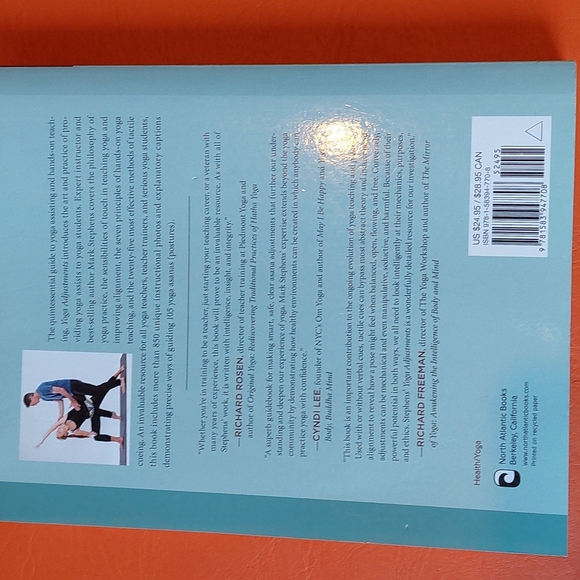 Books - Picture 3 of 3